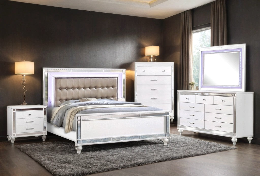 Blanca White King Bedroom Set with Mirror-Trim Footboard, view 3