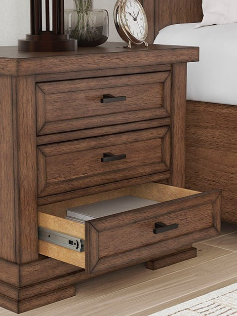 Ashley Medium Brown Panel 5-Piece Bedroom Set with Charging Nightstand, view 5