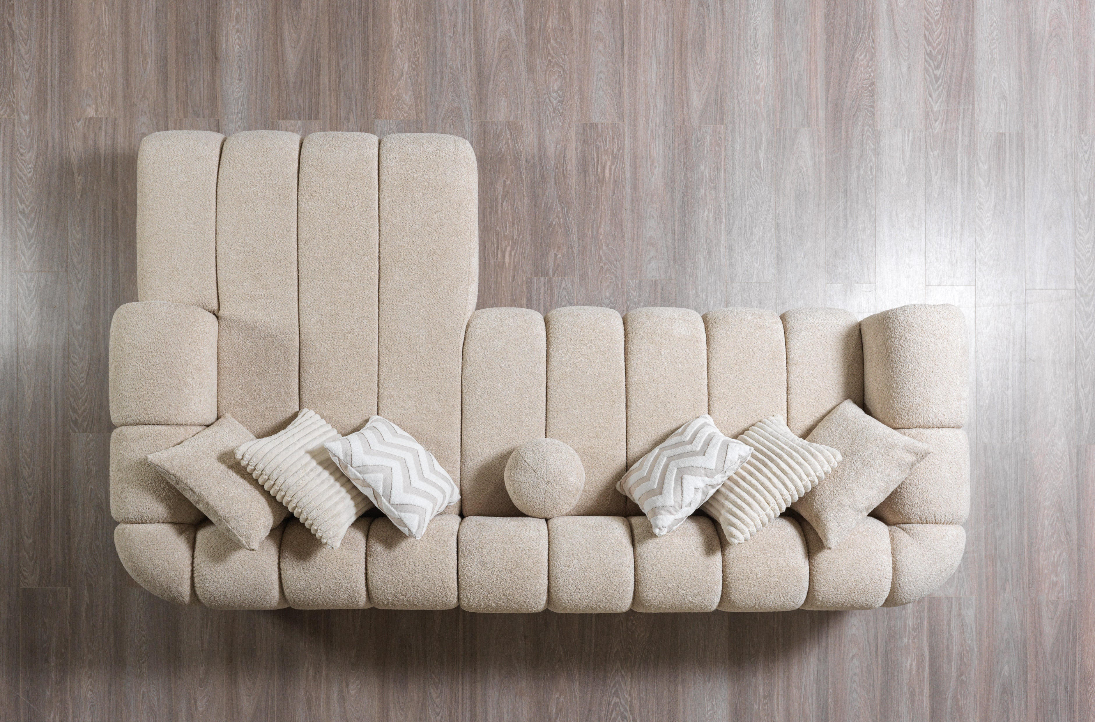 Lis Sand Boucle RAF Sectional, view 6