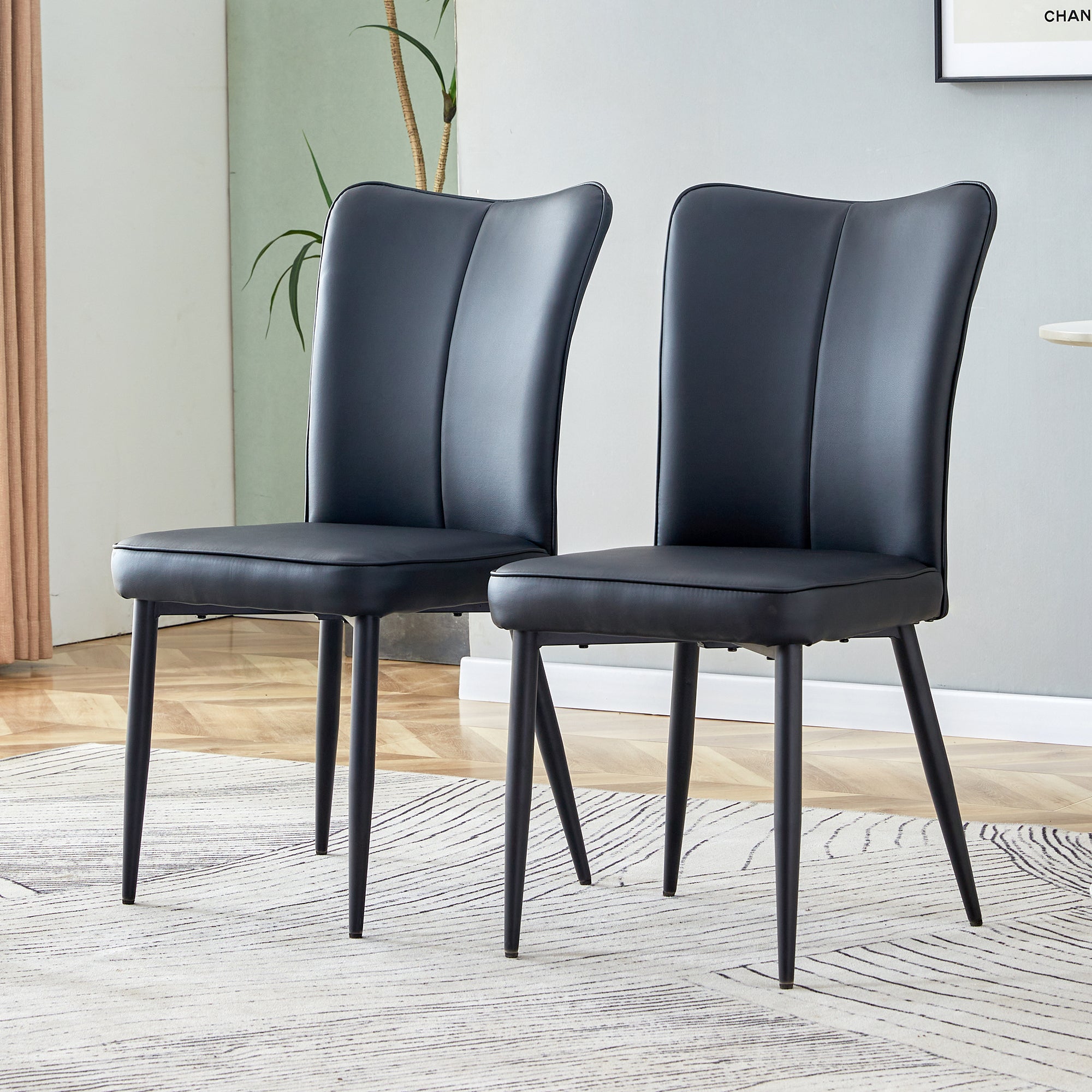 Table and chair set. 1 table and 6 black chairs. Glass dining table with 0.31-inch tempered glass tabletop and black coated metal legs. Equipped with black PU chairs 1123 008