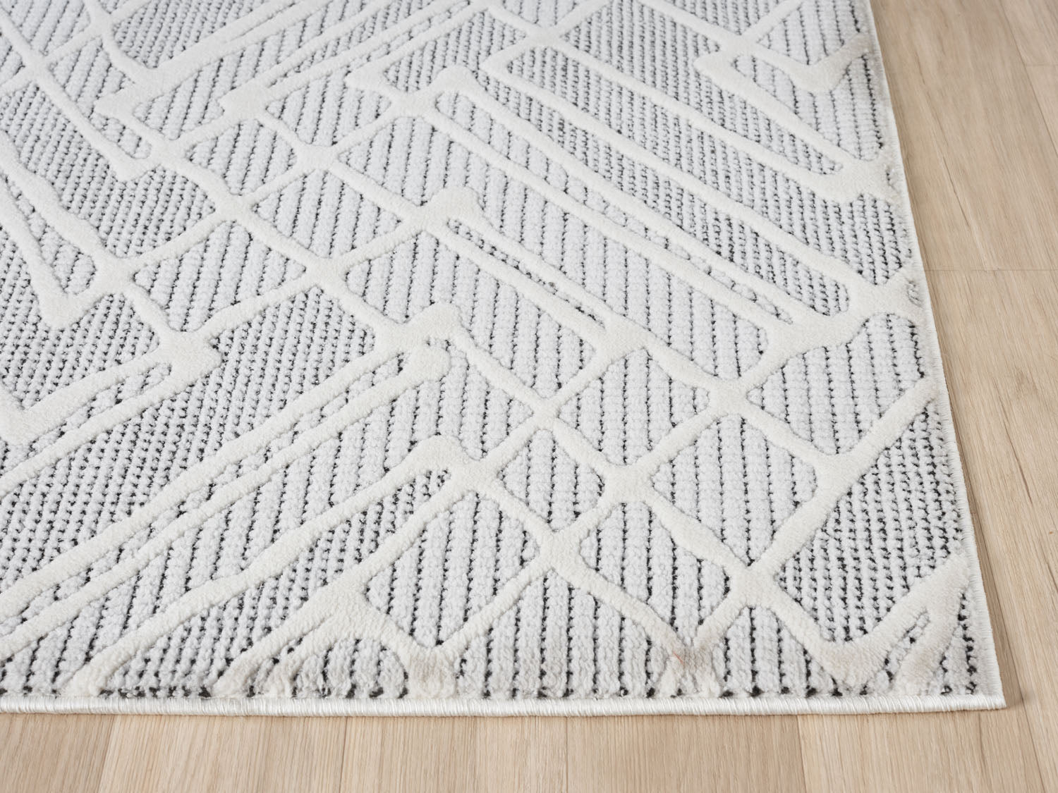 Rubix 892 Asteroid 5x7 Area Rug, view 2