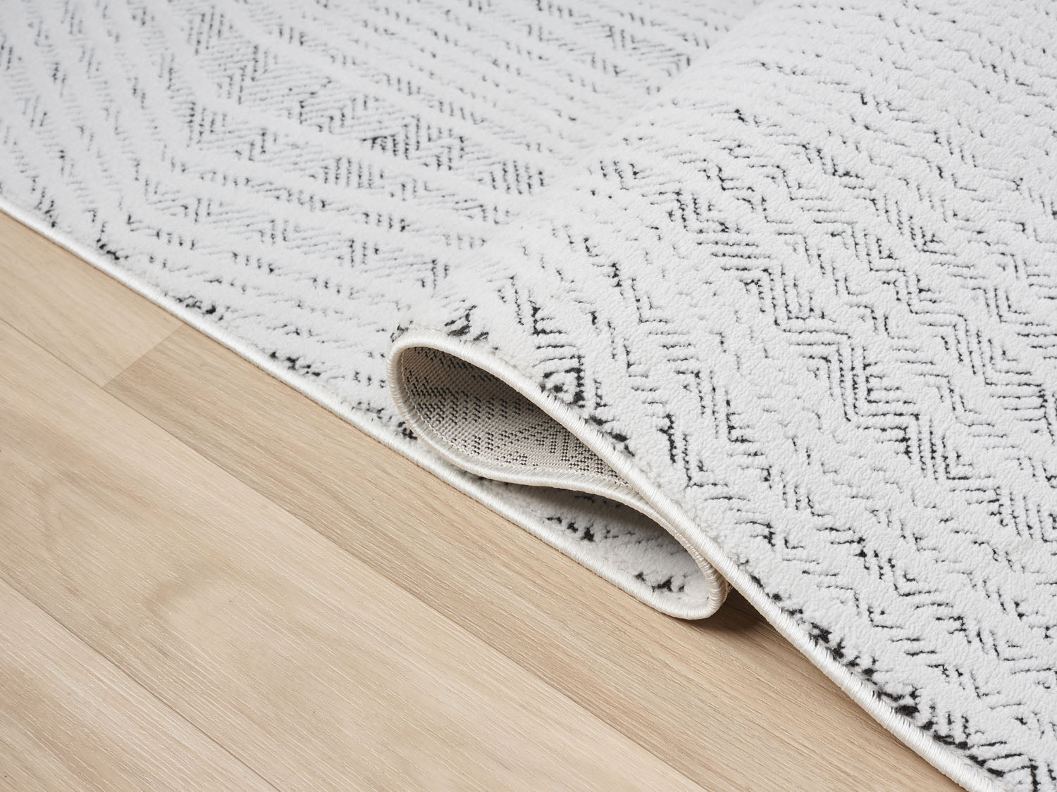 Rubix 895 Asteroid 5x7 Area Rug, view 3