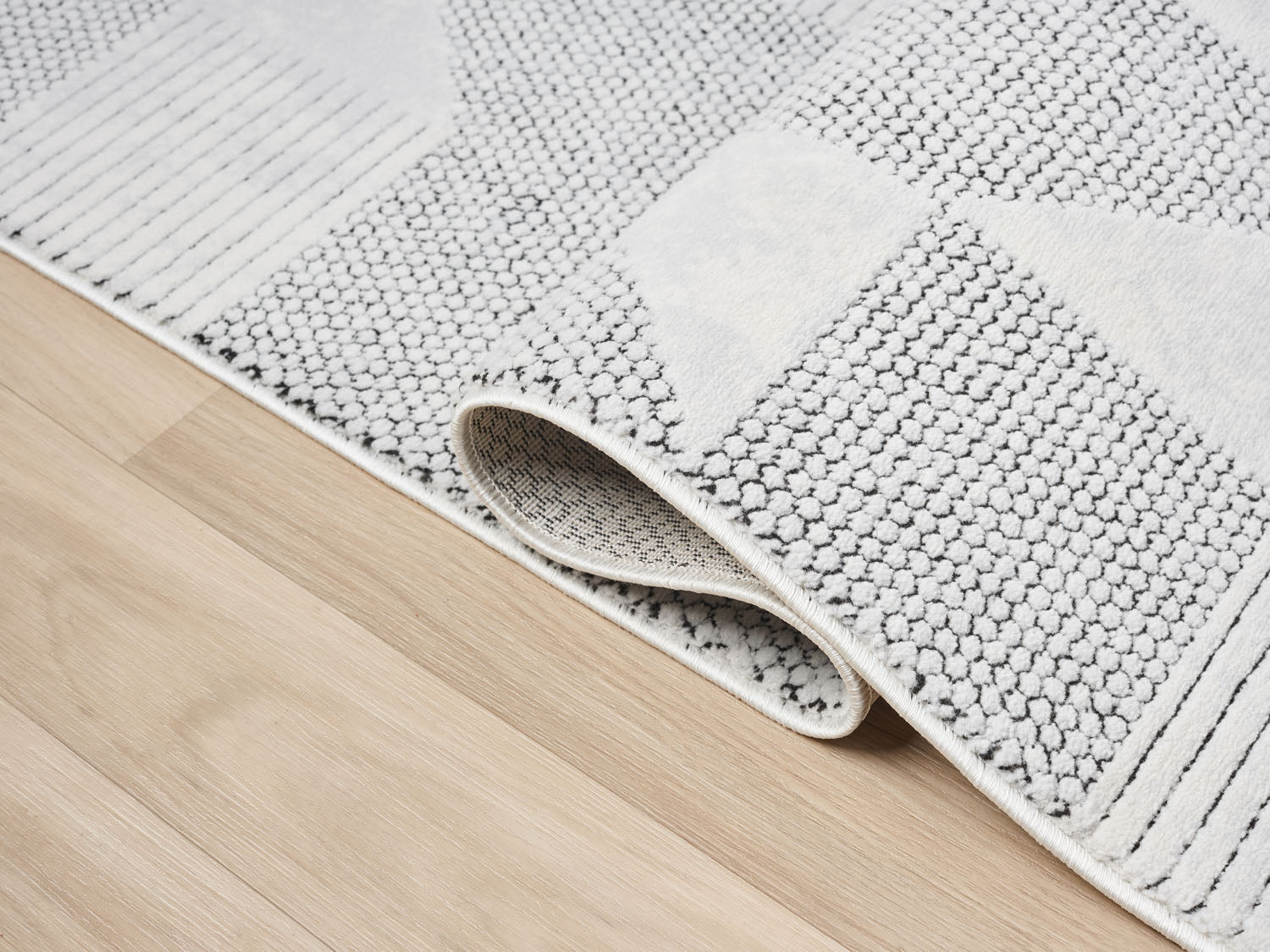 Rubix 896 Asteroid 5x7 Area Rug, view 2